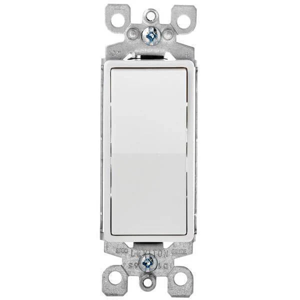 Decora Plus 15 Amp Switch WhitE Damaged Box
