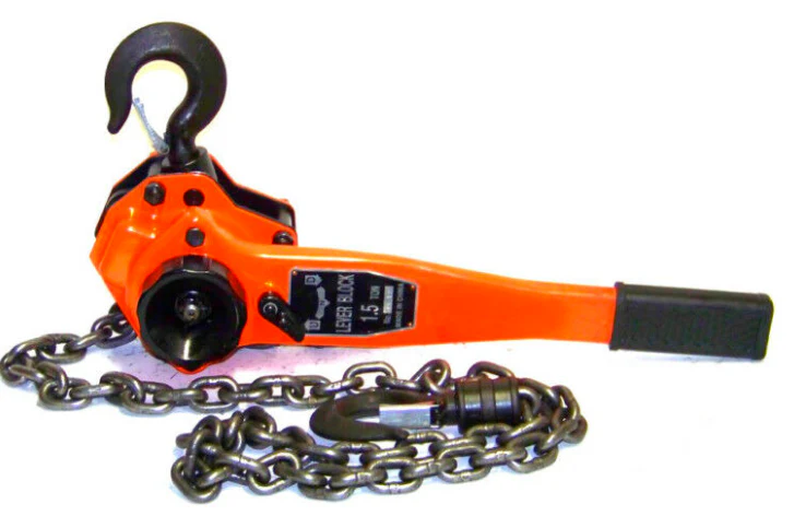 Lever Chain Hoist 1 1/2 Ton With 5 Foot Lift - Image 2